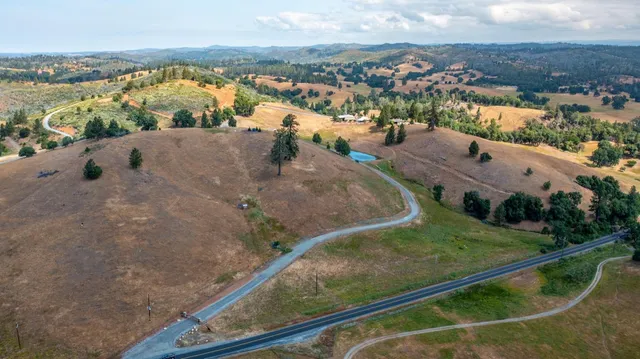 $1,037,000 | 7279 Mountain Ranch Road, Mountain Ranch, CA 95246