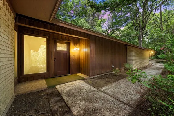 $380,000 | 7821 Tallahassee Road, Woodway, TX 76712