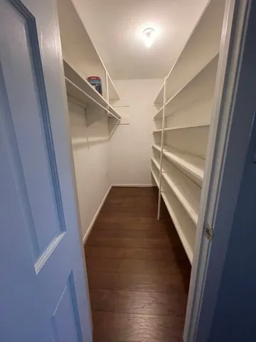 $1,800 | 2305 Linwood Lane, Bay City, TX 77414