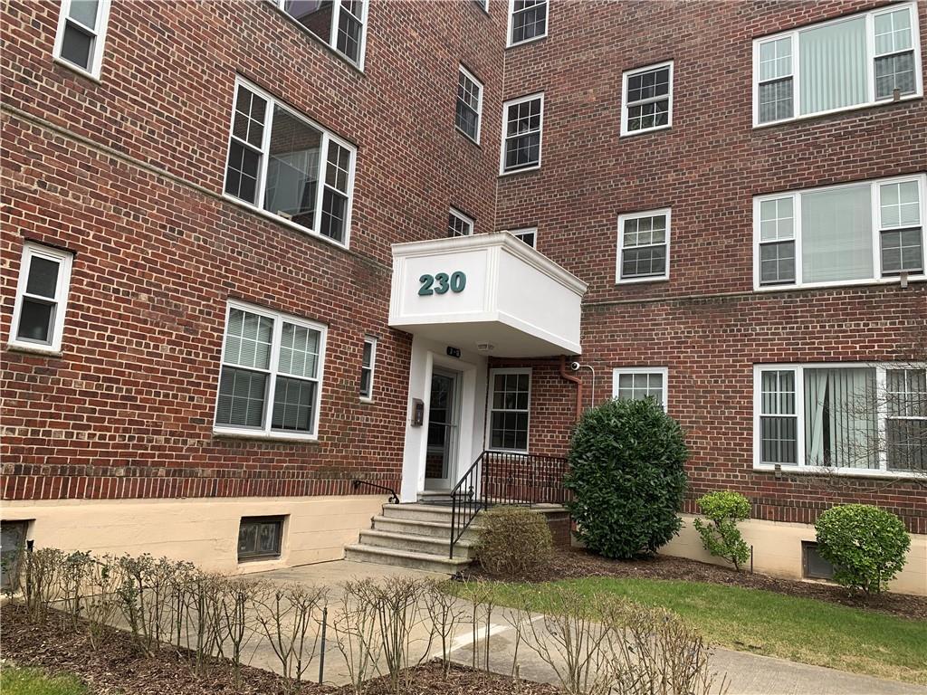 230 Pelham Road, Unit 3J New Rochelle, NY 10805 - Photo 1 of 1