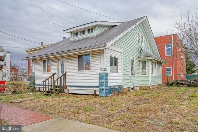 $99,900 | 4 Oak Street, Salem, NJ 08079