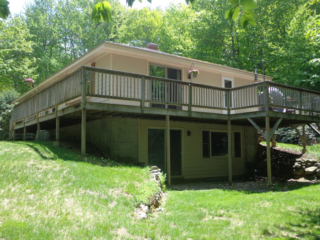 42 Clement Road Bow, NH 03304 - Photo 3 of 29