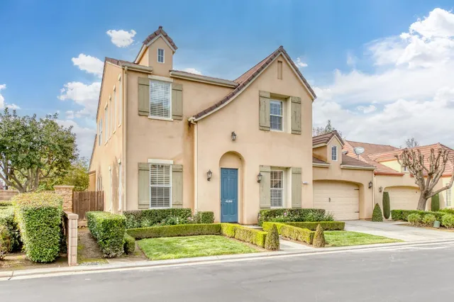 $550,000 | 1646 Hughes Avenue, Clovis, CA 93619