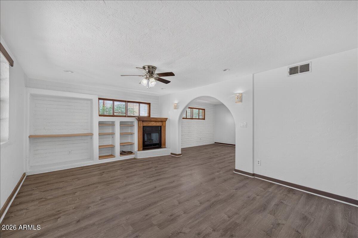 602 West Circle Mountain Road New River, AZ 85087 - Photo 14 of 27 15-A740077