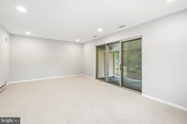 $249,000 | 3436 Chiswick Court, Unit 45H, Silver Spring, MD 20906