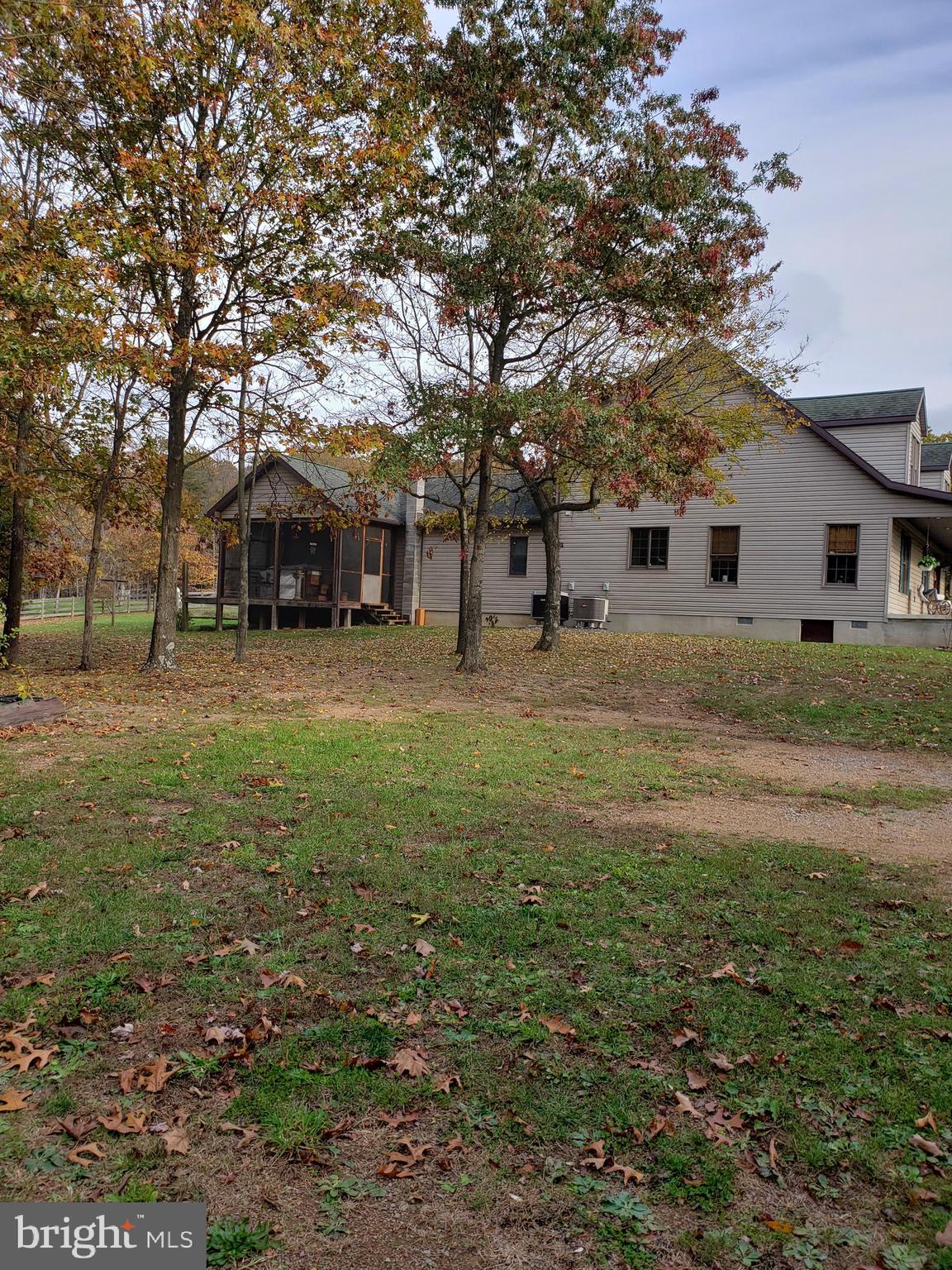 820 Packing House Road Berkeley Springs, WV 25411 - Photo 26 of 34 side of house