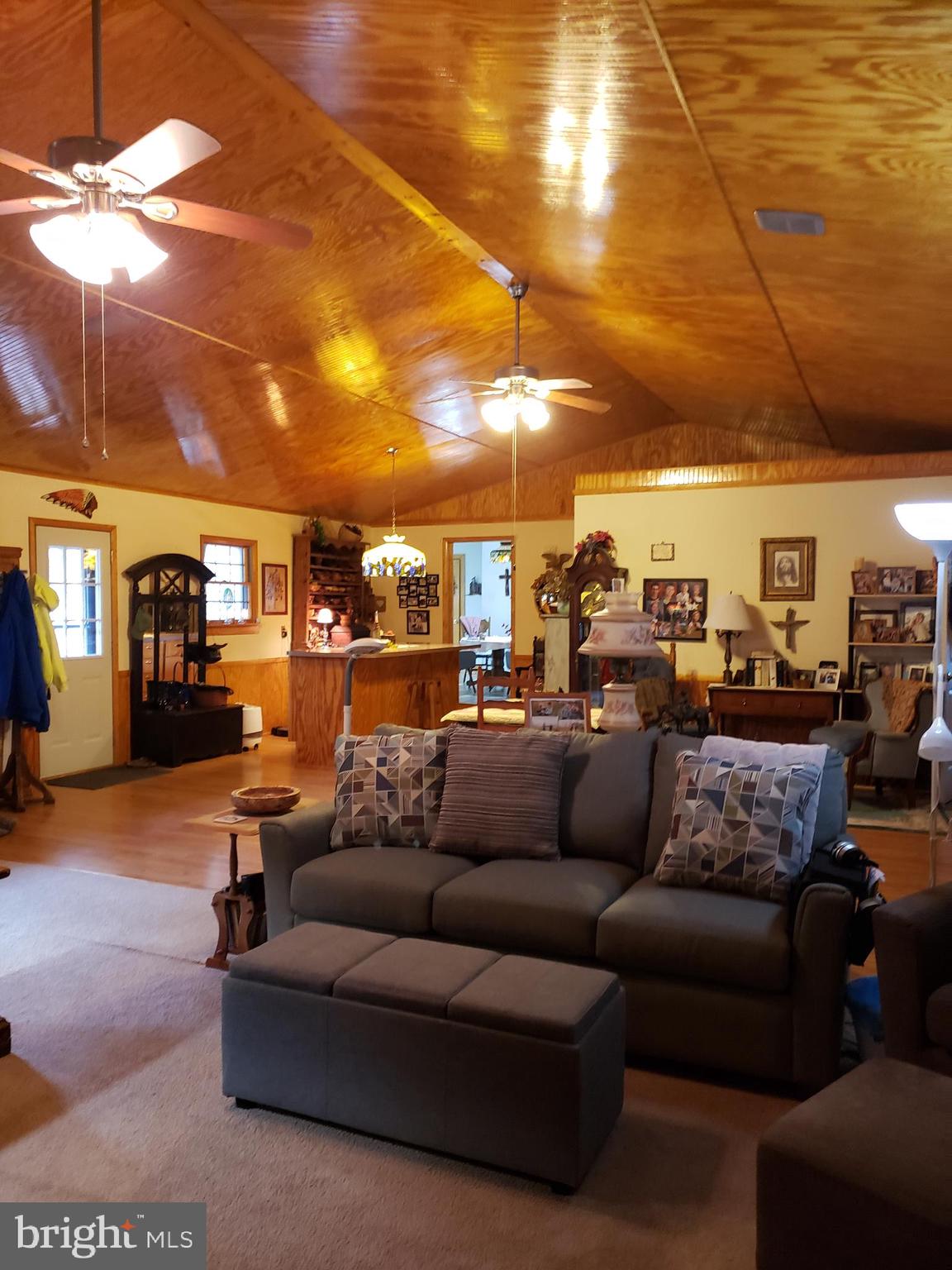 820 Packing House Road Berkeley Springs, WV 25411 - Photo 6 of 34 family room