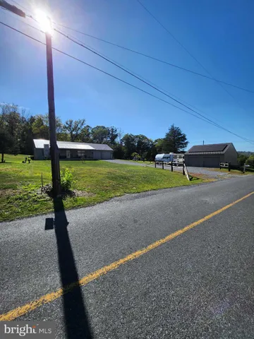 a view of yard with ocean view