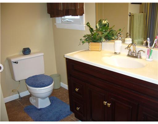 137 York Way Monaca, PA 15061 - Photo 8 of 18 Master Bath/Spa. Full master bath, ceramic tile and stand-up shower.