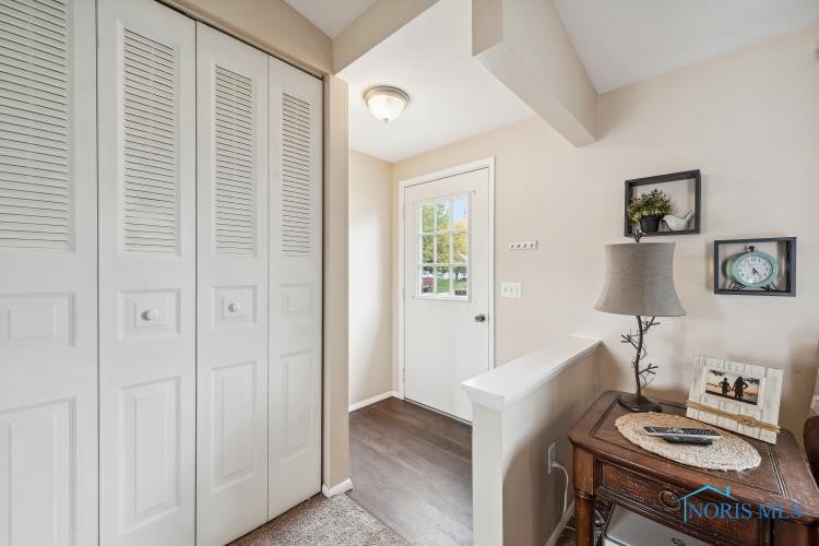 5458 Brook Point Road Toledo, OH 43611 - Photo 5 of 25 Gallery Image 5