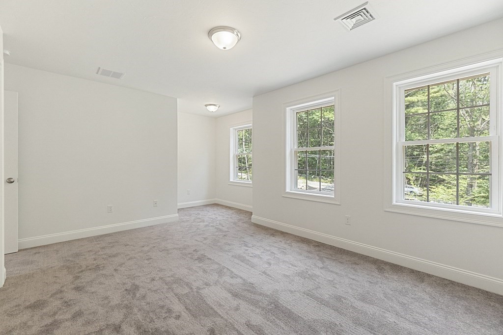 340 Williams Road Fitchburg, MA 01420 - Photo 32 of 42 Gallery Image 32