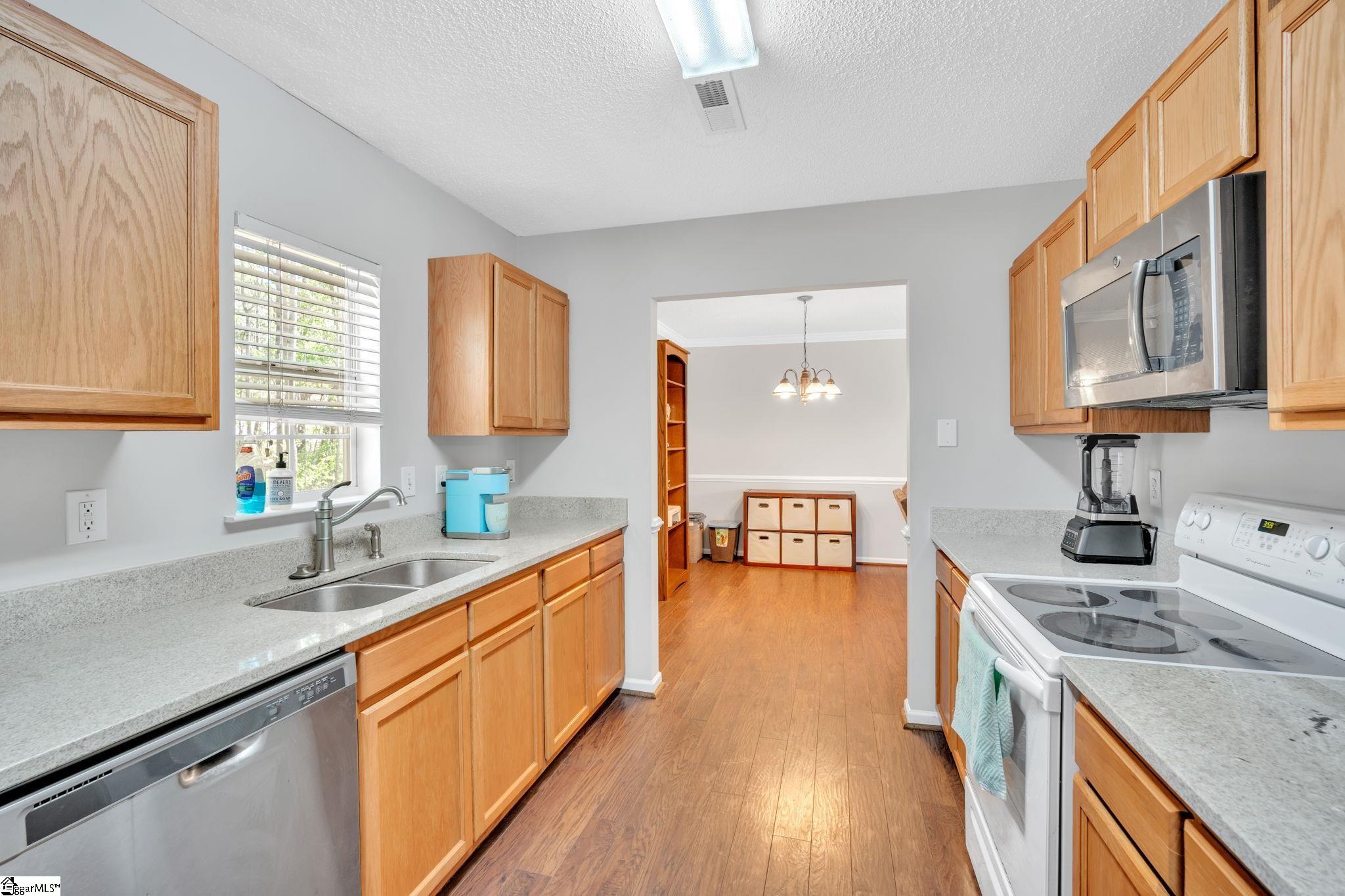 405 Kingsman Lane Easley, SC 29642 - Photo 12 of 29
