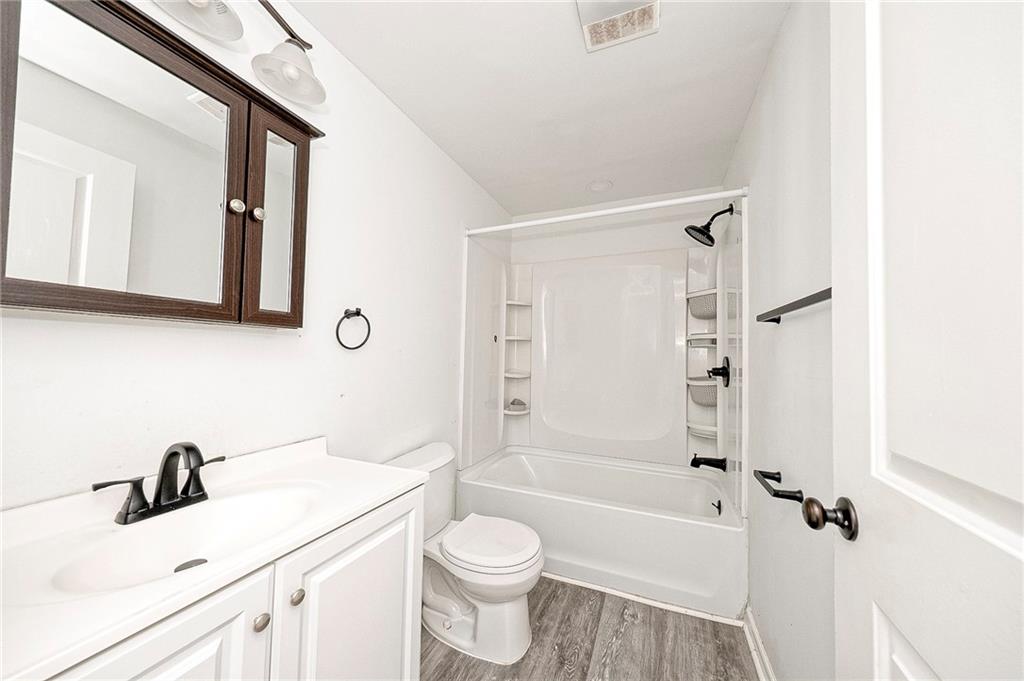 917 Robinson Street McKees Rocks, PA 15136 - Photo 21 of 29 Gallery Image 21