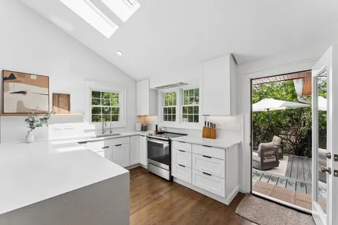 $525,000 | 2905 Dobbs Avenue, Nashville, TN 37211