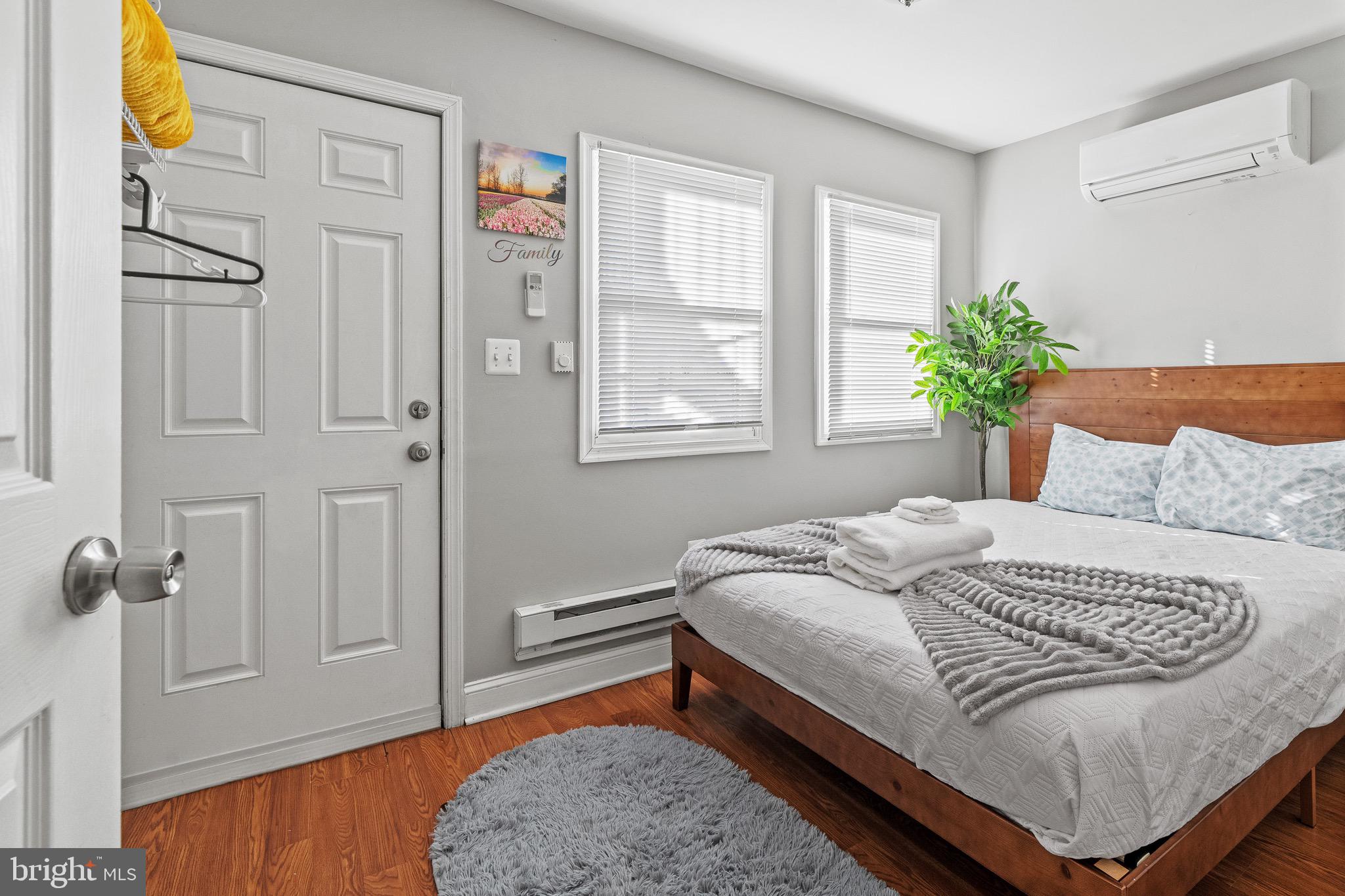 28 T Street Northwest Washington, DC 20001 - Photo 7 of 61