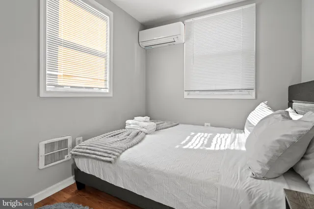 $1,189,000 | 28 T Street Northwest, Washington, DC 20001