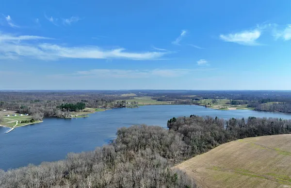 $625,000 | 3 Persimmon Lane, Loogootee, IN 47553