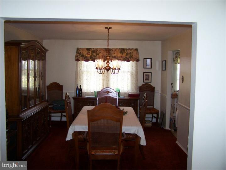75 Rotterdam Road North Holland, PA 18966 - Photo 4 of 25 Dining Room