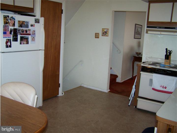 75 Rotterdam Road North Holland, PA 18966 - Photo 6 of 25 Kitchen