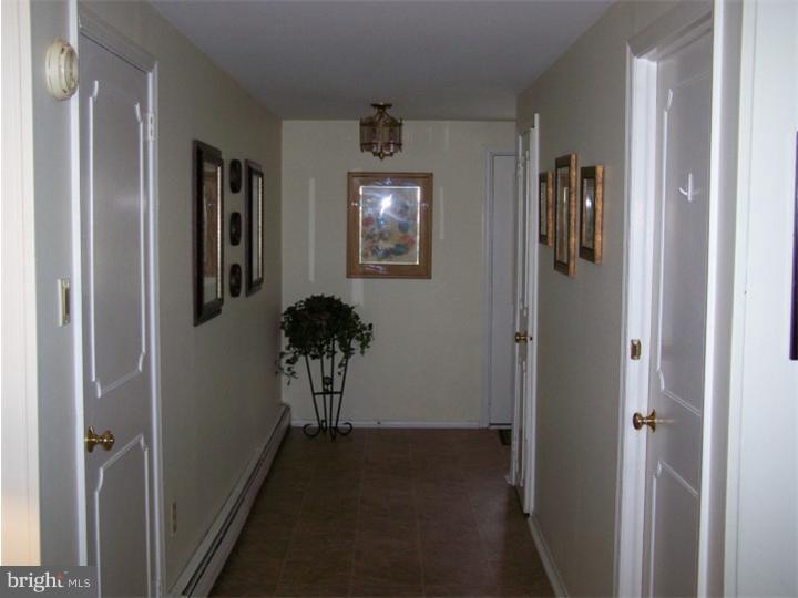 75 Rotterdam Road North Holland, PA 18966 - Photo 9 of 25 Foyer