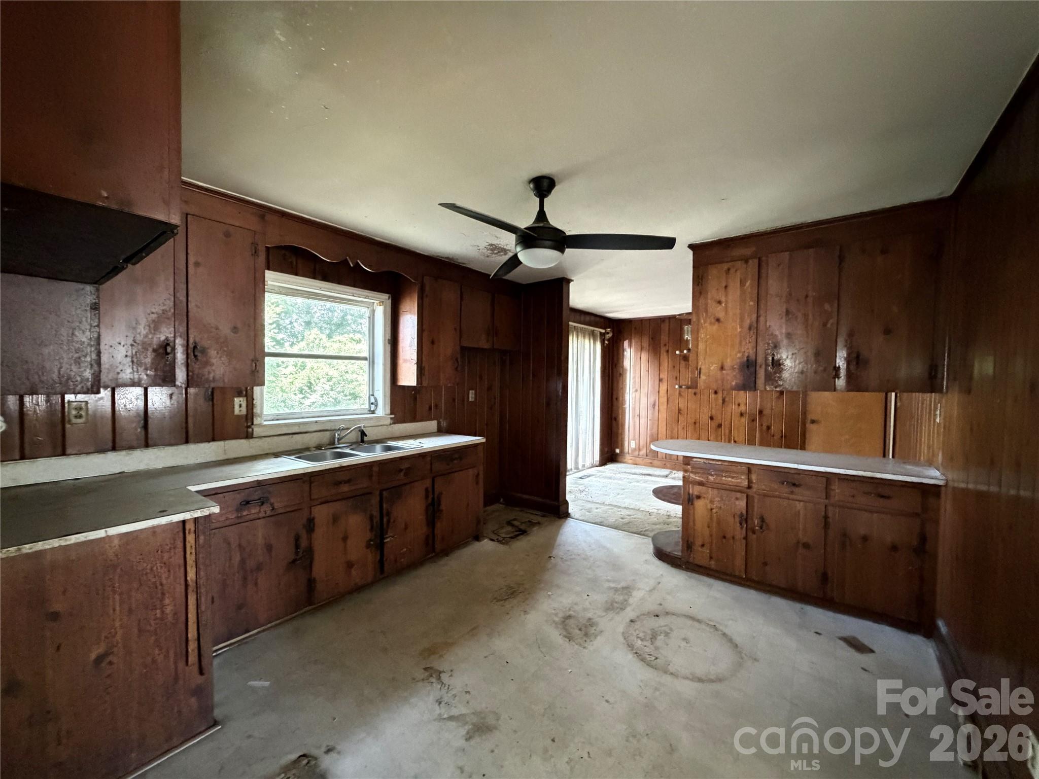 1201 Clanton Road Charlotte, NC 28217 - Photo 7 of 23