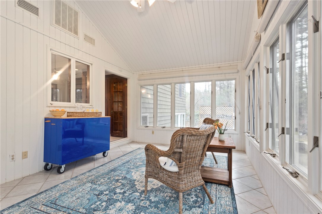 1031 Town Farm Road Coventry, RI 02816 - Photo 11 of 34