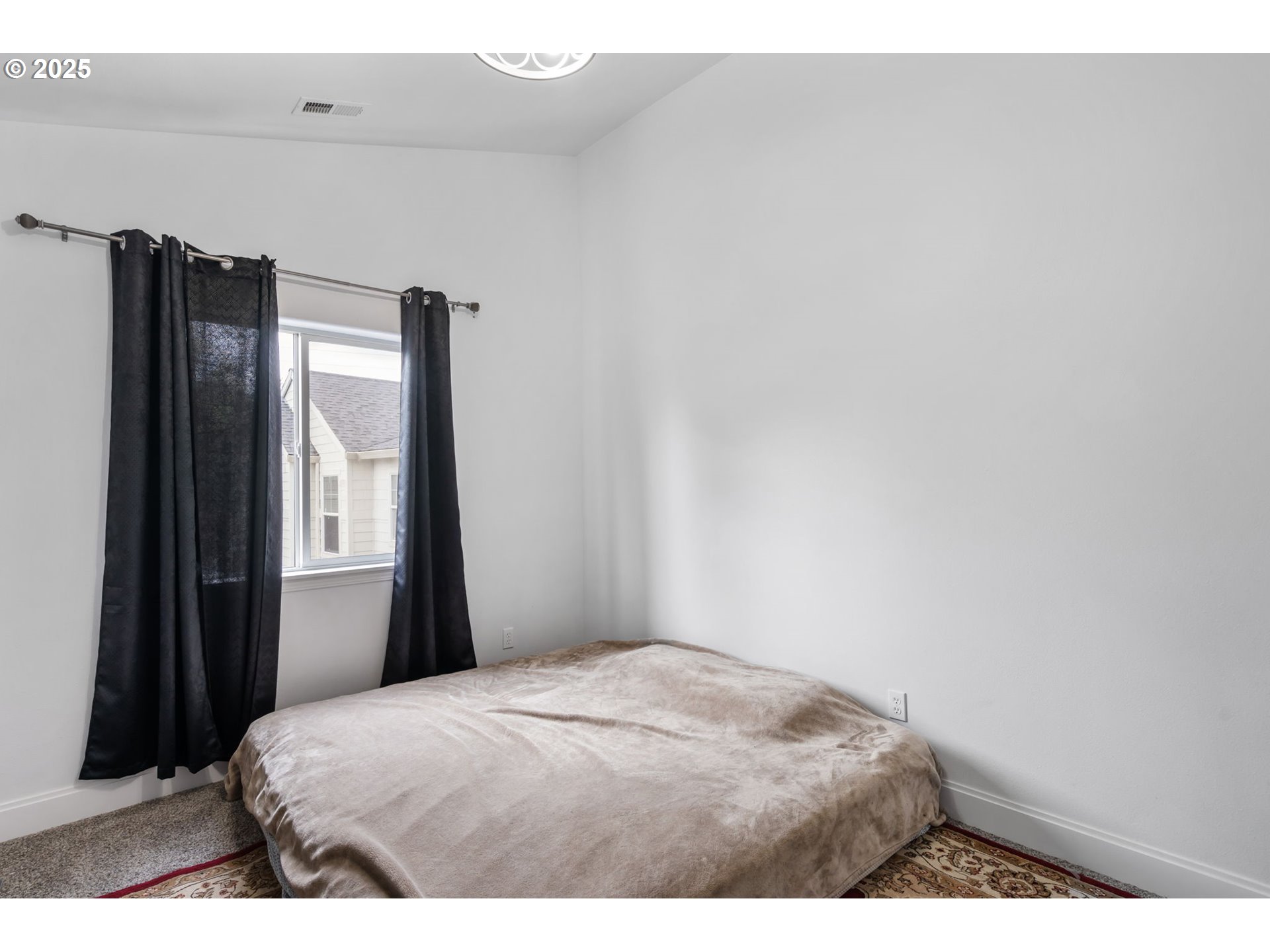 19577 Southwest Treehouse Lane Beaverton, OR 97078 - Photo 23 of 37