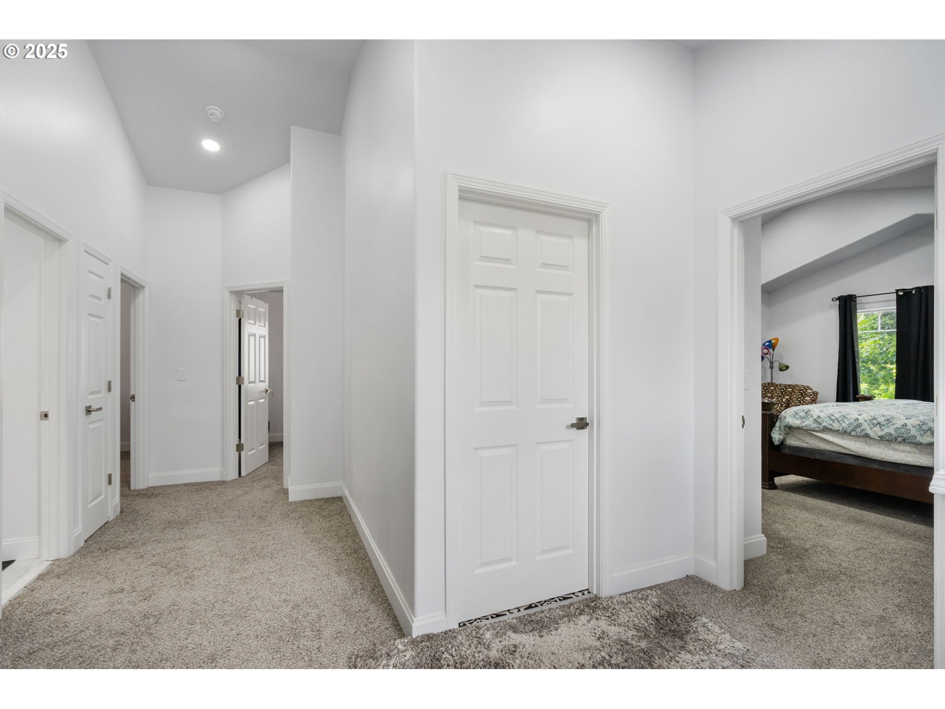 19577 Southwest Treehouse Lane Beaverton, OR 97078 - Photo 32 of 37