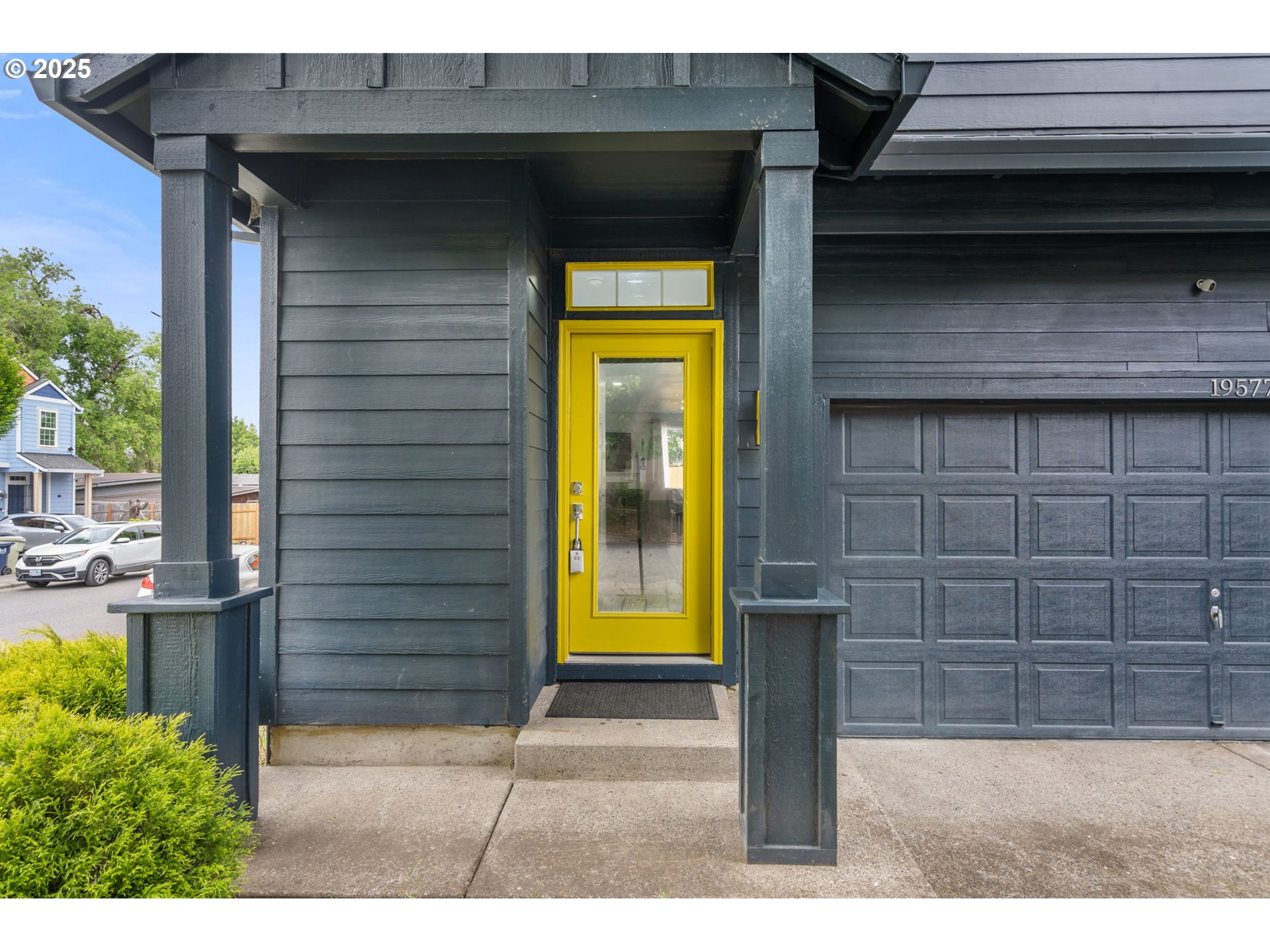19577 Southwest Treehouse Lane Beaverton, OR 97078 - Photo 5 of 37