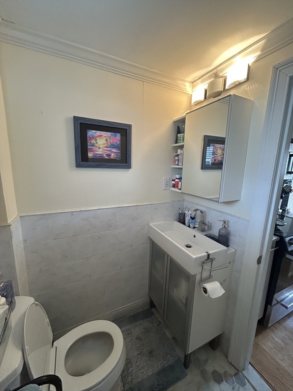 9 Atlantic Avenue Wareham, MA 02571 - Photo 7 of 12