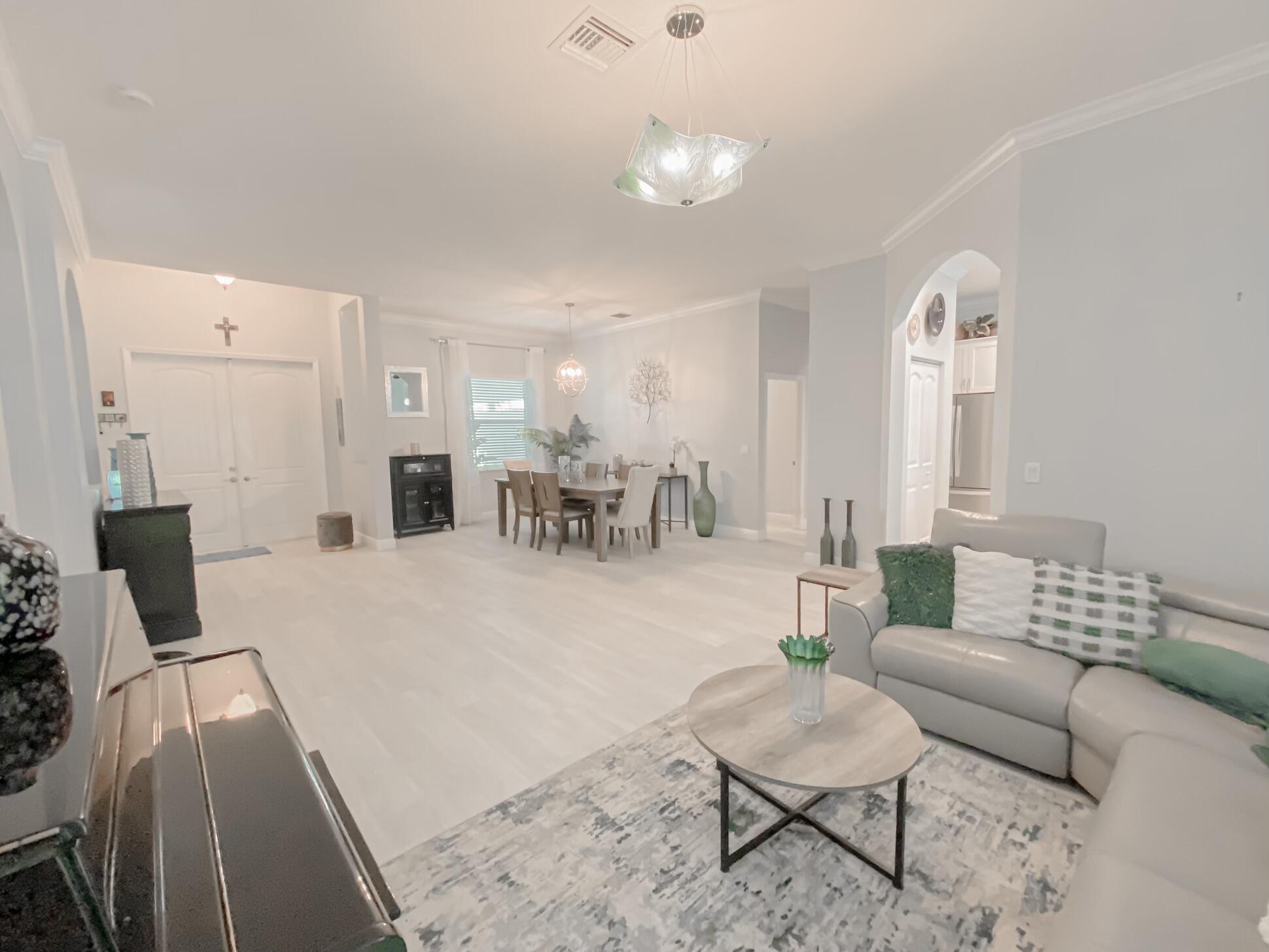 235 Northeast Abaca Way Jensen Beach, FL 34957 - Photo 4 of 29 ren 27