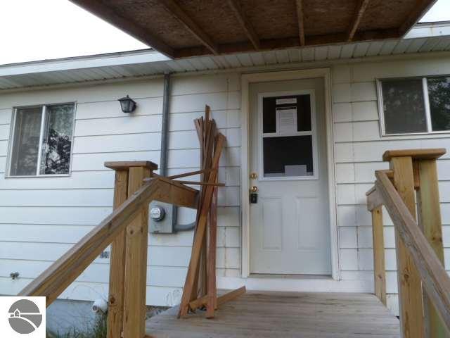 7748 Bates Road Williamsburg, MI 49690 - Photo 8 of 25 1738794-7.JPG