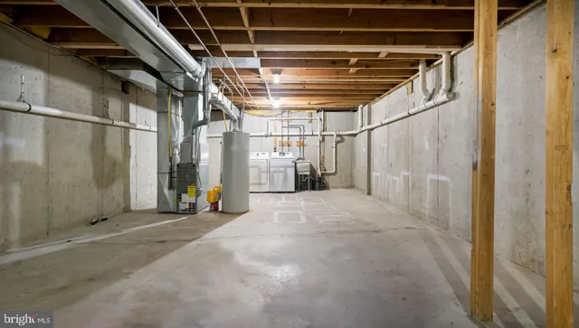 $2,495 | 1308 Worrell Street, Crum Lynne, PA 19022