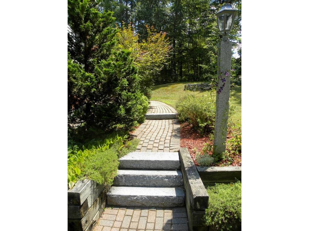 10 Mountain Home Road Londonderry, NH 03053 - Photo 13 of 35 Gallery Image 13
