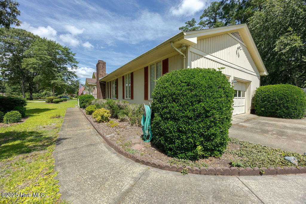 400 Rockledge Road New Bern, NC 28562 - Photo 5 of 42 _V3A0556