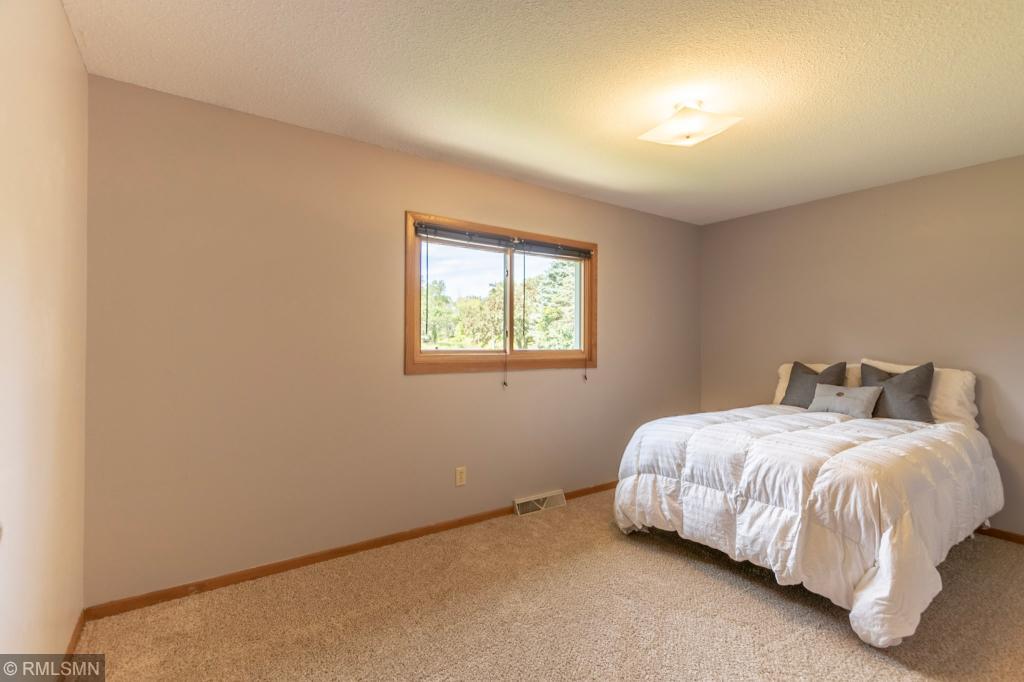 835 Dorwin Road Hudson, WI 54016 - Photo 16 of 38 Gallery Image 16