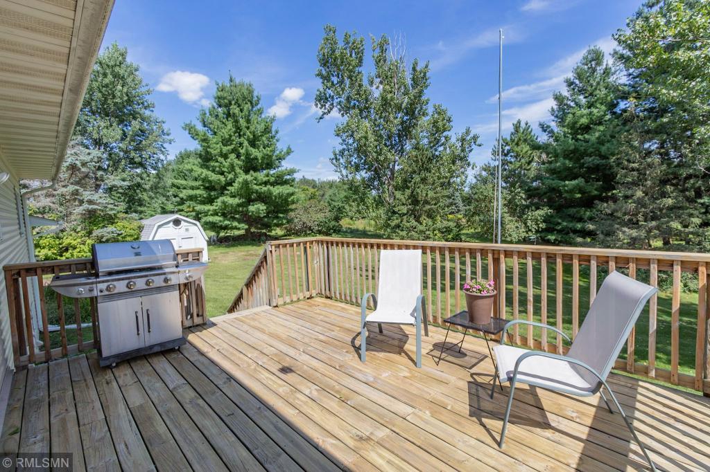835 Dorwin Road Hudson, WI 54016 - Photo 27 of 38 Gallery Image 27