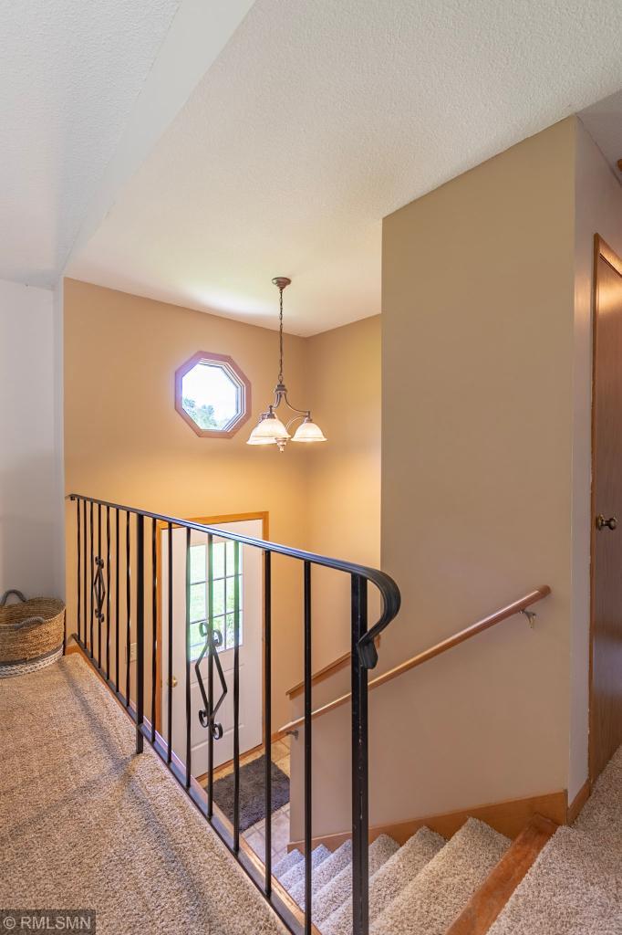 835 Dorwin Road Hudson, WI 54016 - Photo 5 of 38 Gallery Image 5