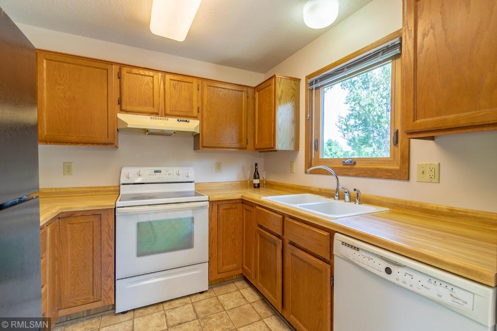 835 Dorwin Road Hudson, WI 54016 - Photo 8 of 38 Gallery Image 8