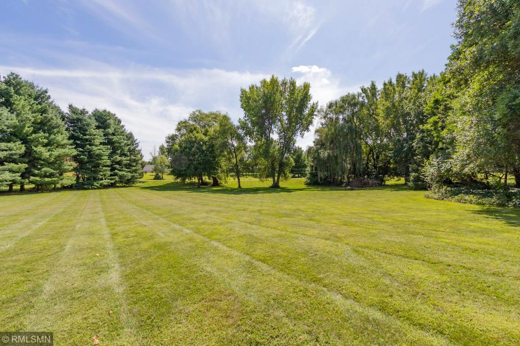 835 Dorwin Road Hudson, WI 54016 - Photo 10 of 38 Gallery Image 10