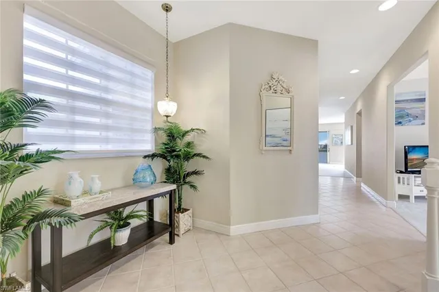 $659,900 | 689 Vintage Reserve Circle, Unit 15D, Naples, FL 34119