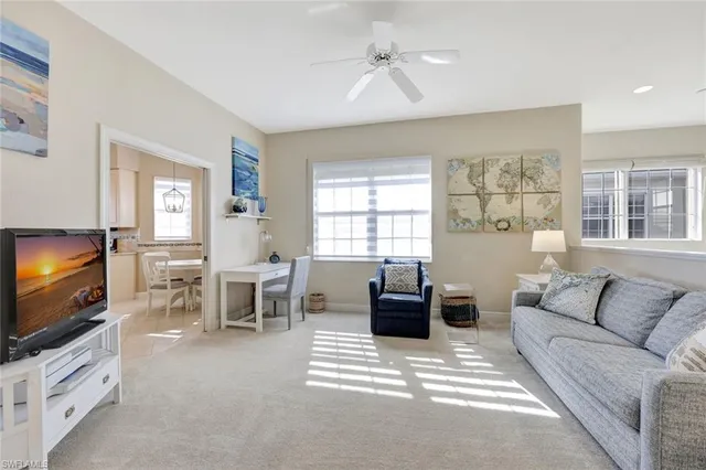 $659,900 | 689 Vintage Reserve Circle, Unit 15D, Naples, FL 34119