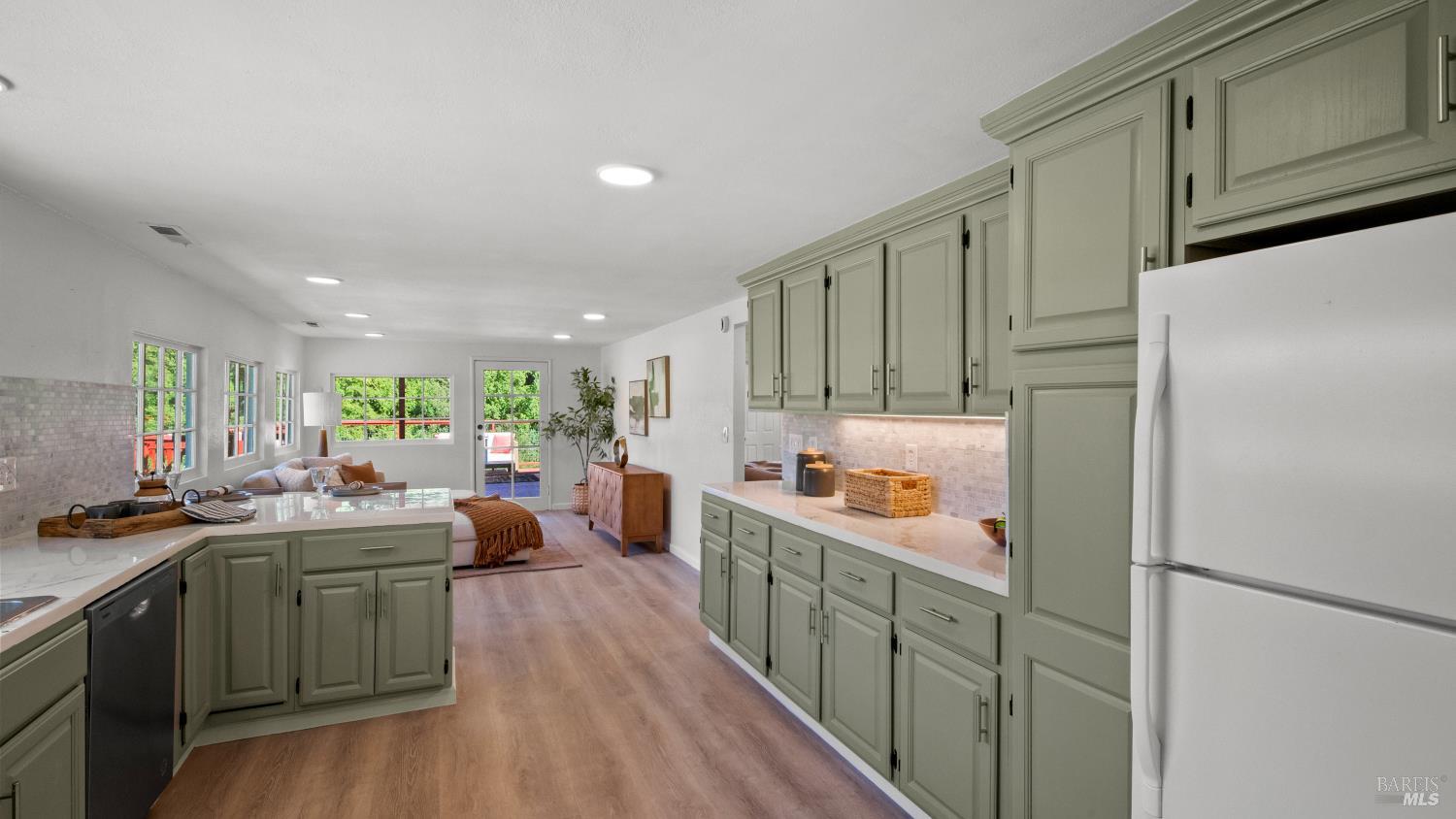 15627 Riverside Drive Guerneville, CA 95446 - Photo 16 of 79