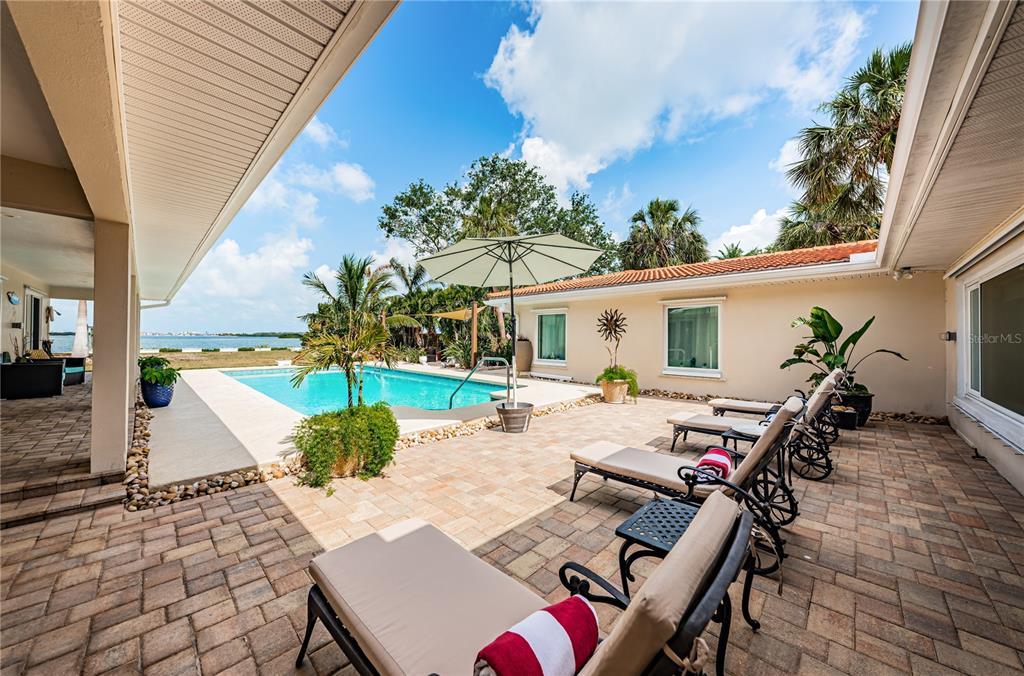 2834 Pelham Road North St. Petersburg, FL 33710 - Photo 11 of 61