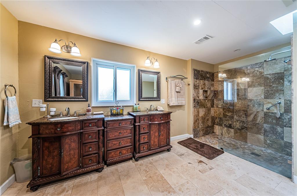 2834 Pelham Road North St. Petersburg, FL 33710 - Photo 37 of 61