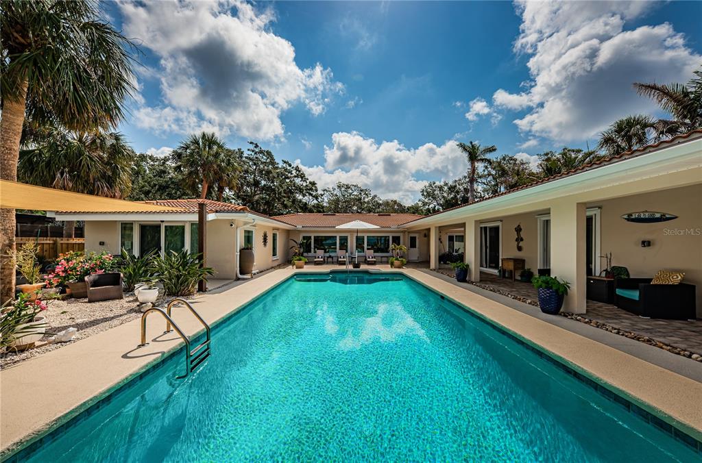 2834 Pelham Road North St. Petersburg, FL 33710 - Photo 5 of 61