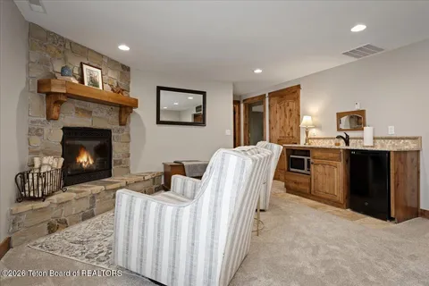 $1,100,000 | 7949 House Top Lane, Victor, ID 83455