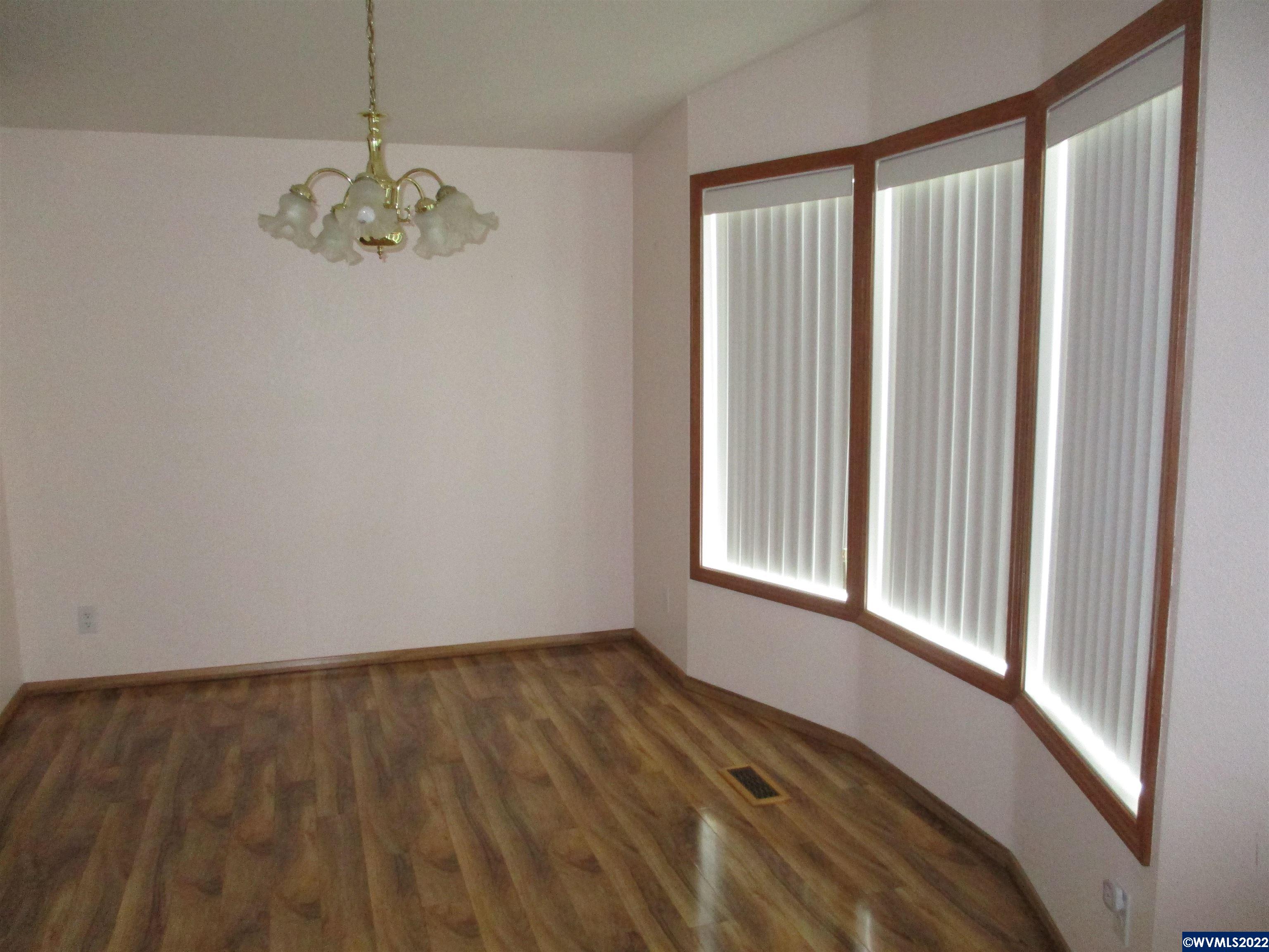 4730 Auburn Road Northeast, Unit 128 Salem, OR 97301 - Photo 6 of 21 Gallery Image 6