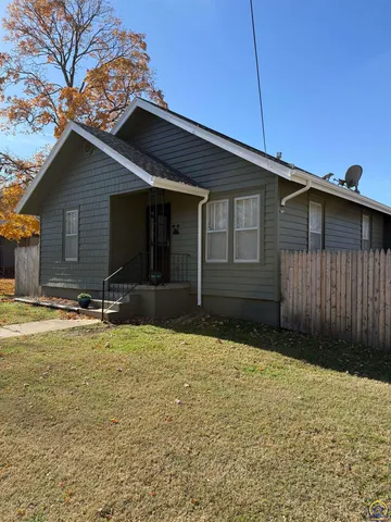 $165,000 | 701 South 3rd Street, Madison, KS 66860