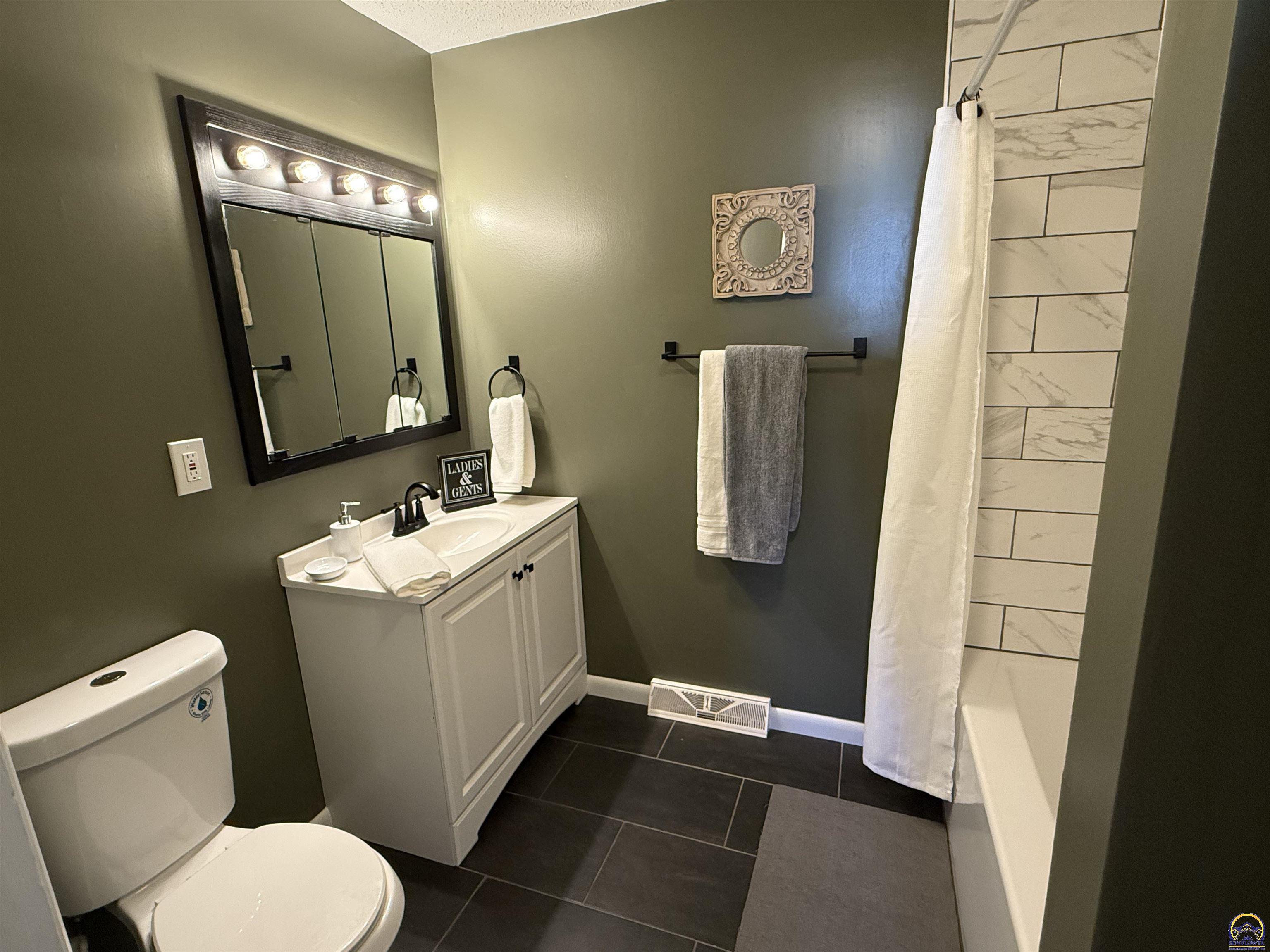 701 South 3rd Street Madison, KS 66860 - Photo 21 of 31